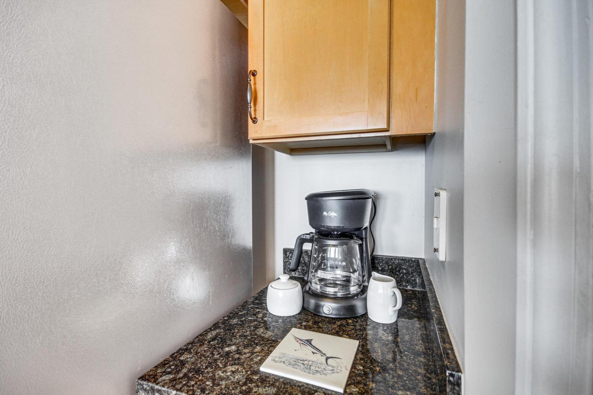 Sleek Gulfport Condo With Ocean Views And Pool Access! Exteriér fotografie